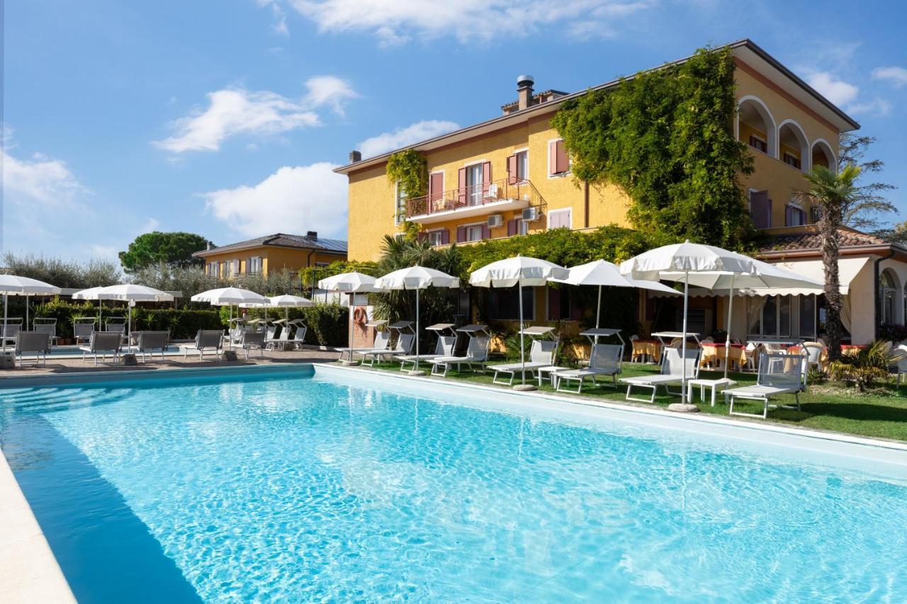 La Quiete Park Hotel Манерба-дель-Гарда Экстерьер фото